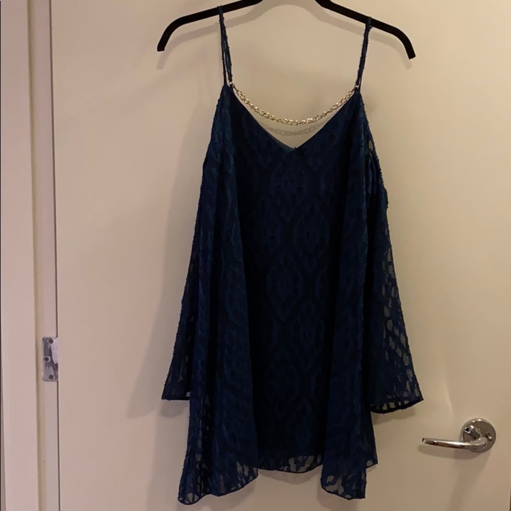 Flowy Guess dress